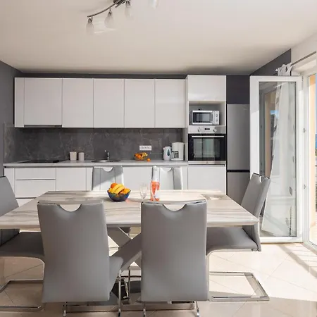 Apartment Family Sea View Xxl *